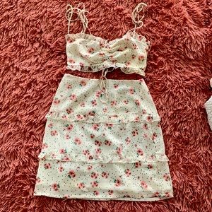 Princess polly white/floral matching set (worn once) perfect condition